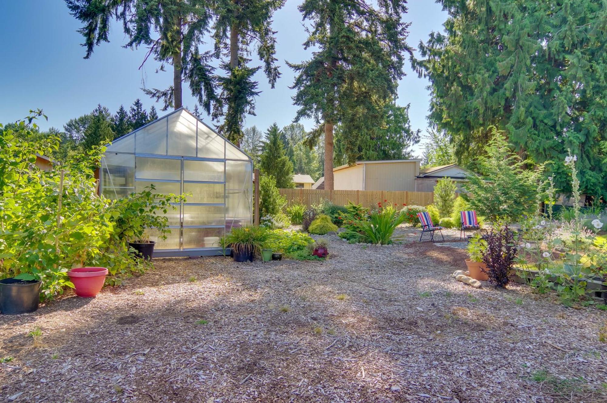 Charming Updated Retreat Walk To Lake Stevens! Eksteriør billede